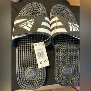 NWT Adidas Black and White Adissage Slides